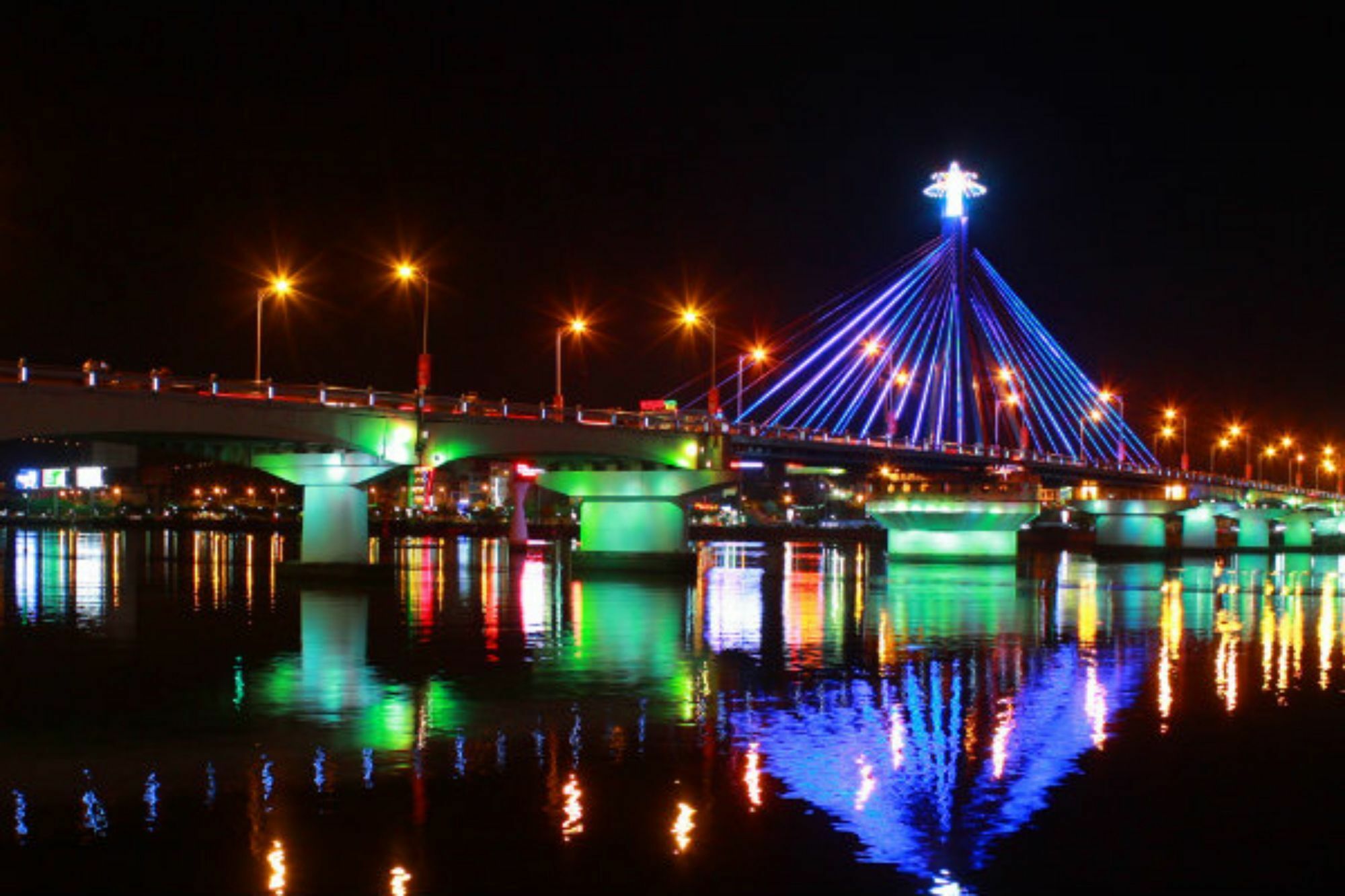 โรงแรมเลกาซี ริเวอร์ไซด์ ดานัง ภายนอก รูปภาพ